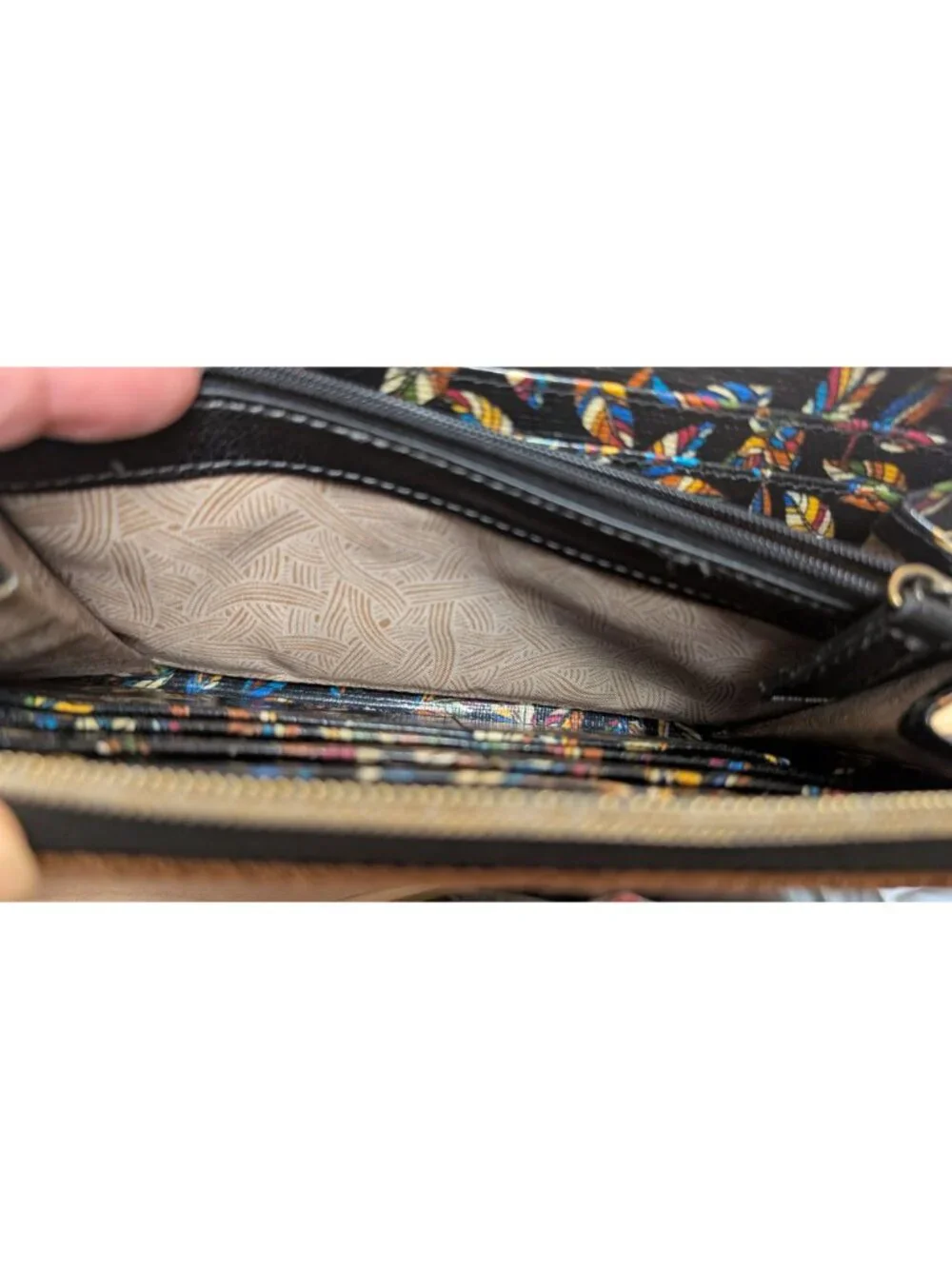 Sakroots artist circle large zip around wallet colorful bird themed peace